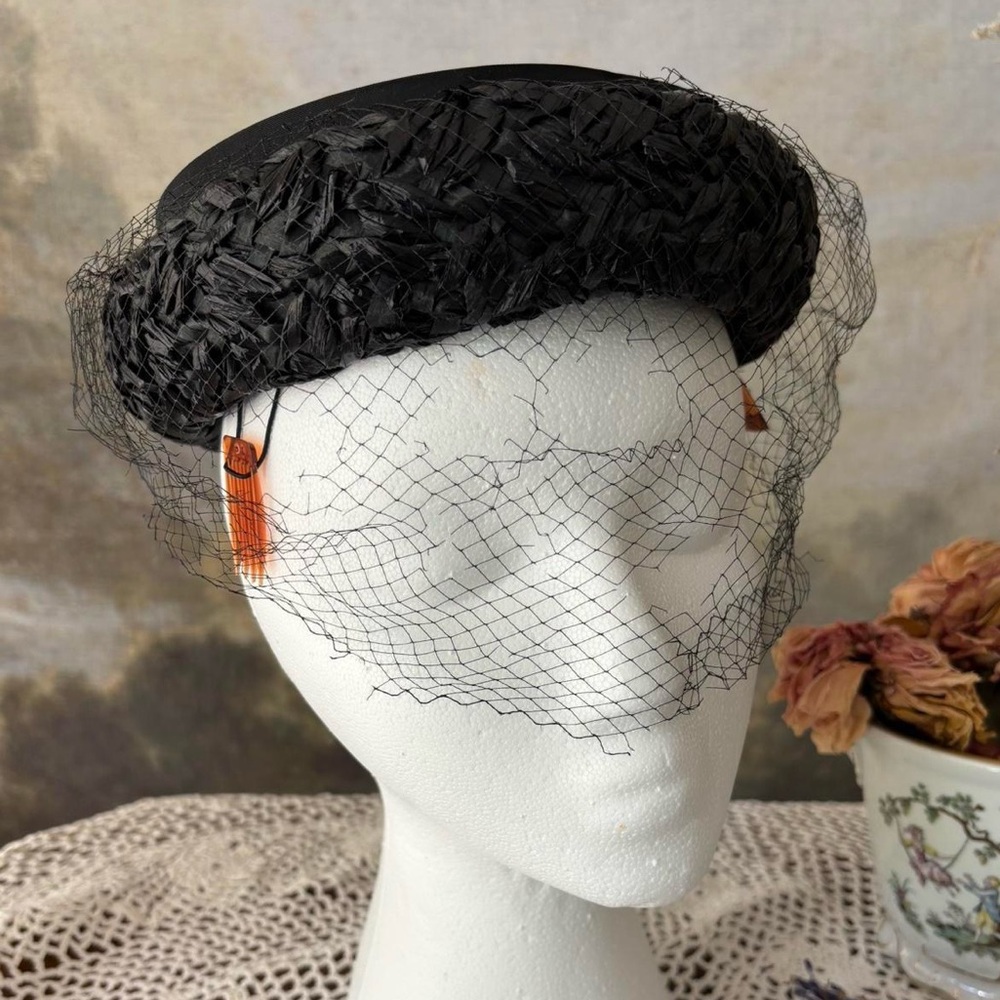 Vintage 50s Black Straw Pillbox Hat Woven Valerie Modes Veil Combs Old Hollywood